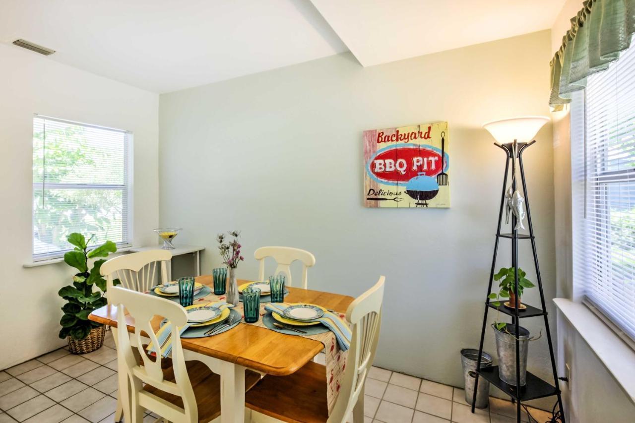 New Smyrna Beach Abode With Fire Pit, Walk To Beach! Exterior foto